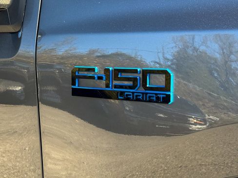 New 2025 Ford F150 Lightning Lariat image 8