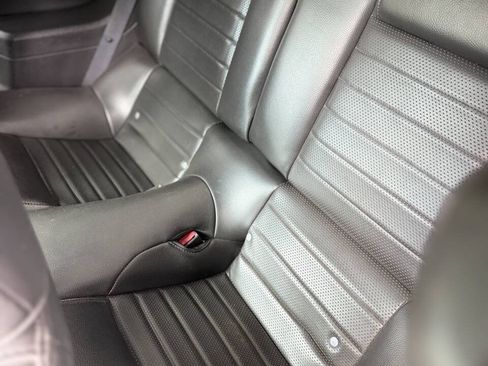 Used 2006 Ford Mustang GT RWD image 21