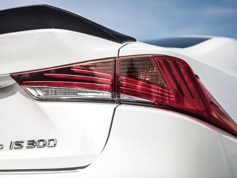 Used 2018 Lexus IS 300 F Sport w/ F Sport Package AWD/4WD image 32