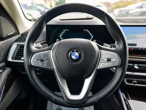 Used 2024 BMW X7 xDrive40i image 47