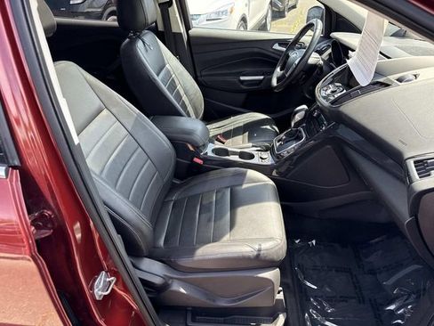Used 2014 Ford Escape Titanium w/ Equipment Group 401A AWD/4WD image 9