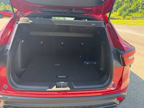 New 2026 Chevrolet Trax RS w/ Driver Confidence Package FWD image 31