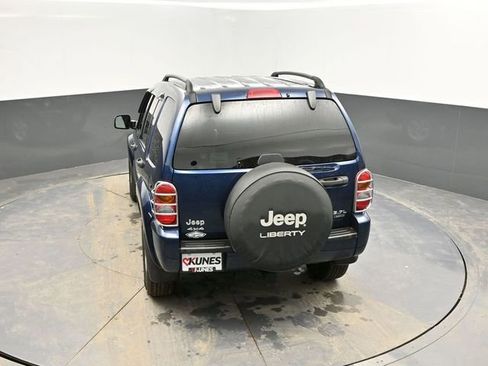 Used 2004 Jeep Liberty Limited w/ Trailer Tow Group image 32
