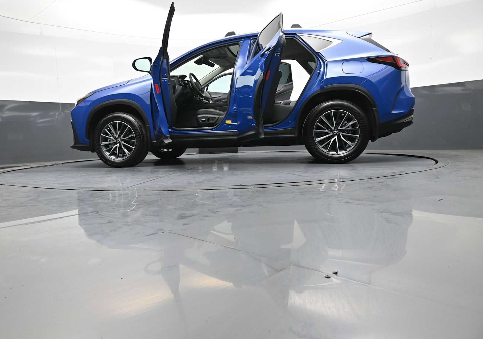 Used 2025 Lexus NX 350 AWD w/ Accessory Package (2T) image 51