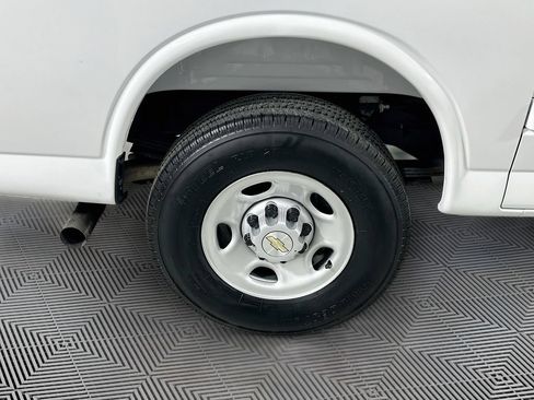 Used 2025 Chevrolet Express 2500 w/ Driver Convenience Package RWD image 29
