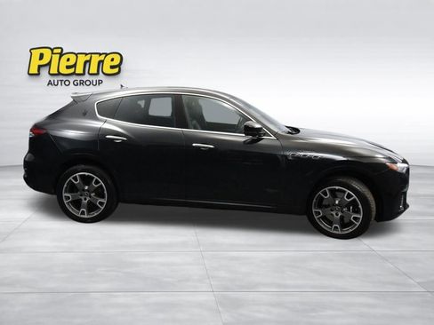 Used 2023 Maserati Levante Modena image 7