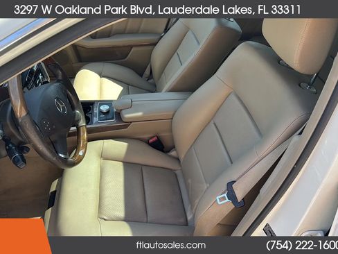 Used 2011 Mercedes-Benz E 350 4MATIC Wagon w/ Premium 1 Pkg image 21