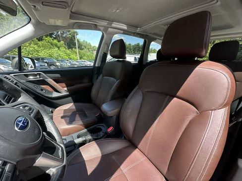 Used 2017 Subaru Forester 2.5i Touring AWD/4WD image 15
