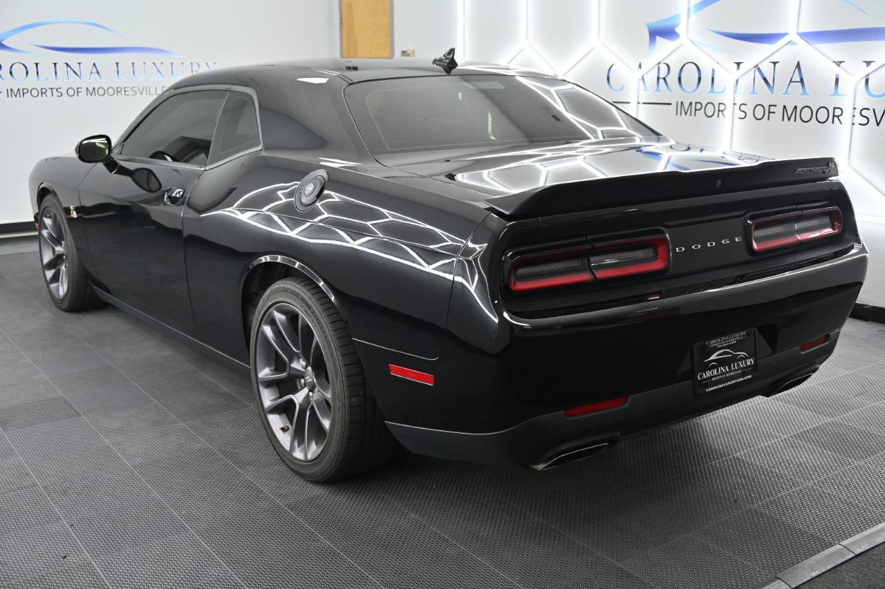 Used 2023 Dodge Challenger R/T Scat Pack RWD image 2