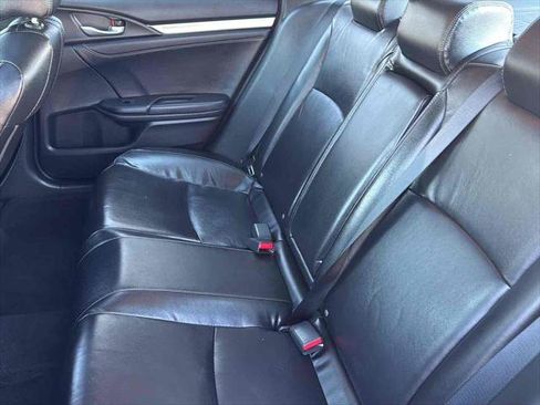 Used 2016 Honda Civic Touring image 30