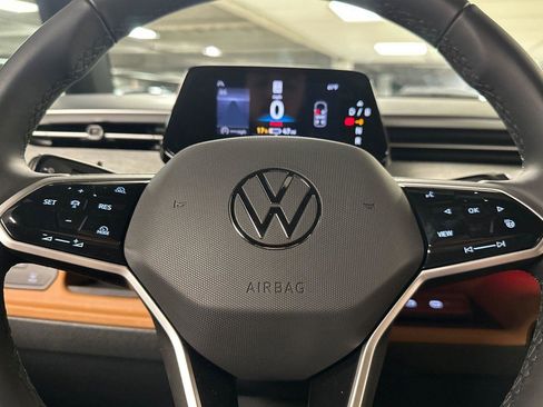 New 2025 Volkswagen ID. Buzz Pro S image 23