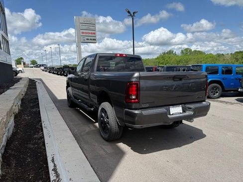 Used 2025 RAM 2500 Big Horn AWD/4WD image 5