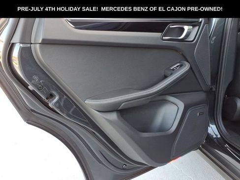 Used 2026 Porsche Macan AWD/4WD image 19