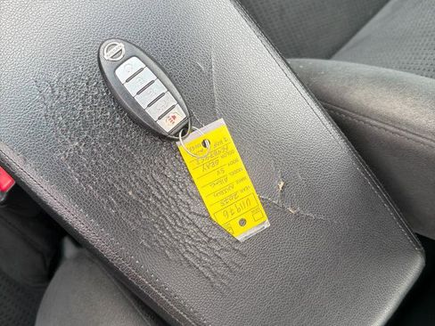 Used 2015 Nissan Altima 2.5 SV w/ Convenience Package FWD image 31
