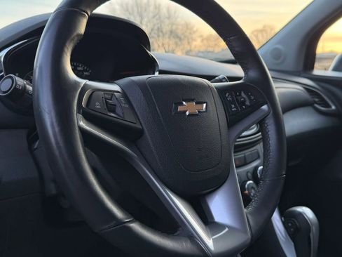 Used 2018 Chevrolet Trax LT w/ Driver Confidence Package image 10