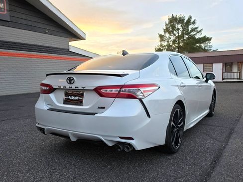Used 2020 Toyota Camry XSE w/ Navigation Package FWD image 5