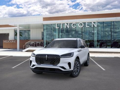 New 2026 Lincoln Aviator 2WD image 2