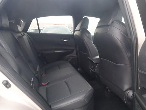 Used 2022 Toyota Venza XLE AWD/4WD image 22