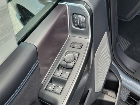 New 2026 Ford F250 Platinum AWD/4WD image 24