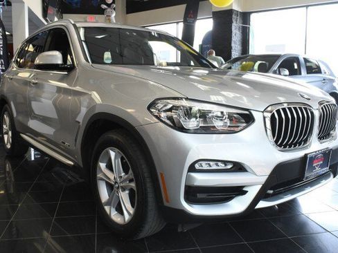 Used 2018 BMW X3 xDrive30i AWD/4WD image 3
