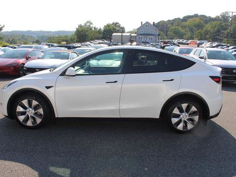 Used 2023 Tesla Model Y Long Range AWD/4WD image 4