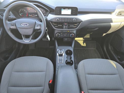 Used 2021 Ford Escape S image 8