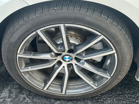 Used 2020 BMW 330i Sedan w/ Convenience Package image 20
