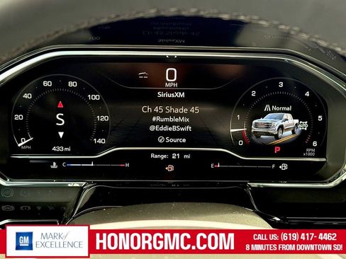 Used 2025 GMC Sierra 1500 Elevation w/ Preferred Package image 33