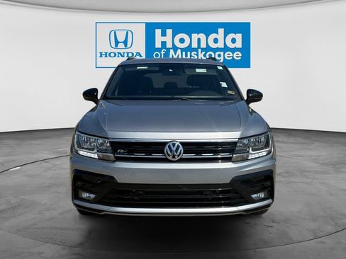 Used 2021 Volkswagen Tiguan SE R-Line FWD image 8