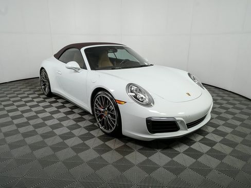 Certified 2018 Porsche 911 Carrera 4S image 26