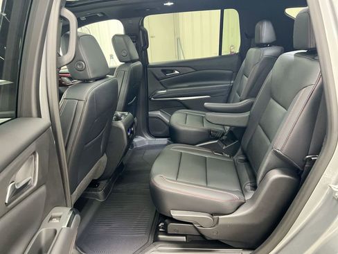 New 2026 Chevrolet Traverse Z71 w/ Driver Confidence Package AWD/4WD image 24