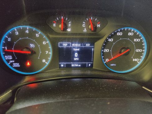 Used 2020 Chevrolet Equinox LS w/ LS Convenience Package FWD image 23