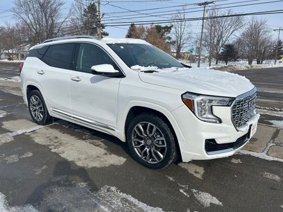 Used 2022 GMC Terrain Denali