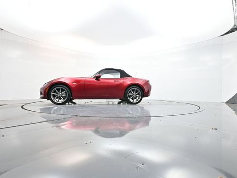 Used 2023 MAZDA MX-5 Miata Grand Touring image 31