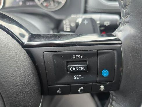 Certified 2022 Nissan Rogue SL w/ SL Premium Package image 23