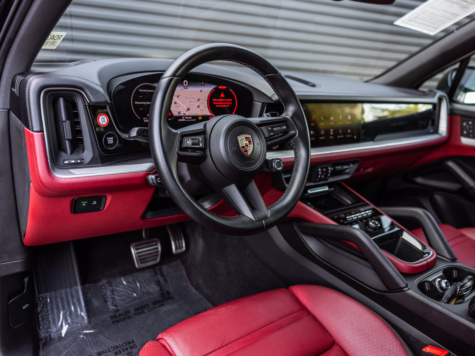Certified 2024 Porsche Cayenne S AWD/4WD image 4