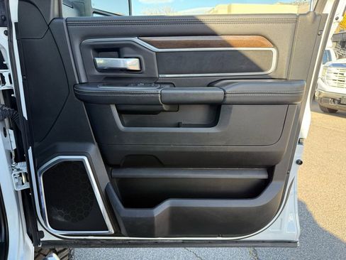 Used 2023 RAM 3500 Laramie w/ Snow Chief Group image 20