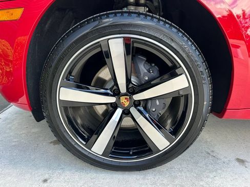 Certified 2026 Porsche Macan AWD/4WD image 43