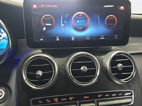 Used 2022 Mercedes-Benz GLC 300 4MATIC image 20