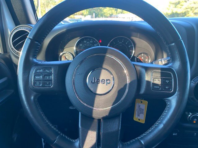 Used 2018 Jeep Wrangler Unlimited Sport w/ Connectivity Group AWD/4WD image 26