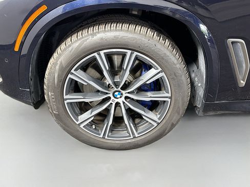 Used 2020 BMW X5 M50i w/ Premium Package AWD/4WD image 38