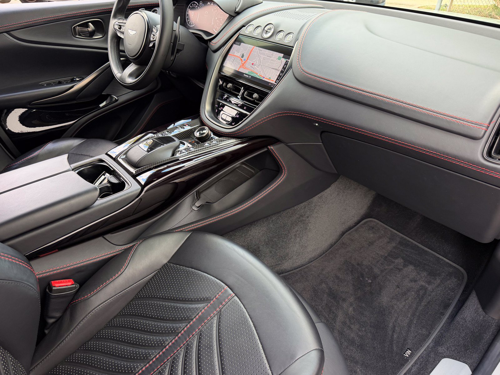 Used 2023 Aston Martin DBX 707 AWD/4WD image 17