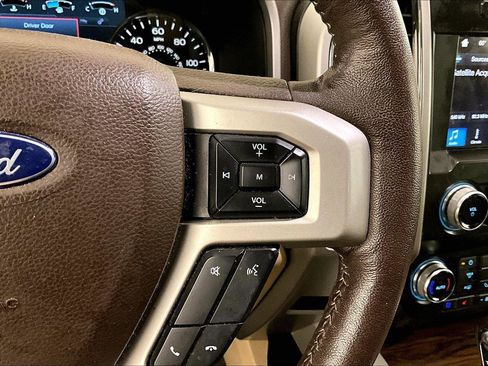 Used 2019 Ford F150 Lariat w/ Equipment Group 502A Luxury image 18