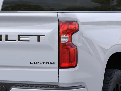 New 2026 Chevrolet Silverado 1500 Custom w/ LPO, Dark Essentials Package RWD image 11