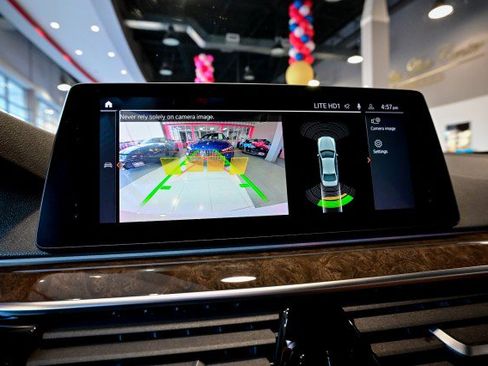 Used 2020 BMW 530i w/ Convenience Package image 38