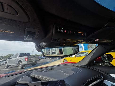 Used 2024 Chevrolet Corvette Stingray Preferred Cpe image 19