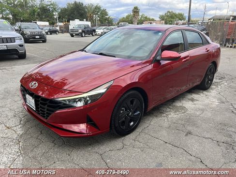 Used 2022 Hyundai Elantra Blue FWD image 5