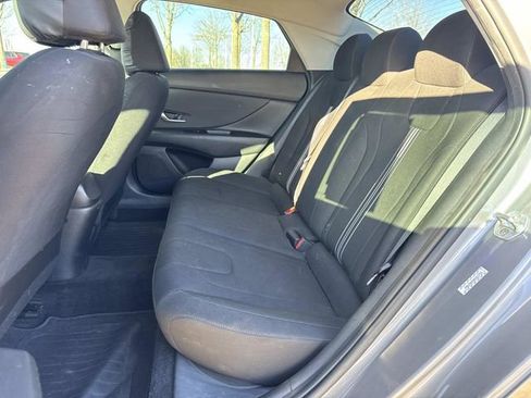 Used 2021 Hyundai Elantra SEL w/ Convenience Package image 20