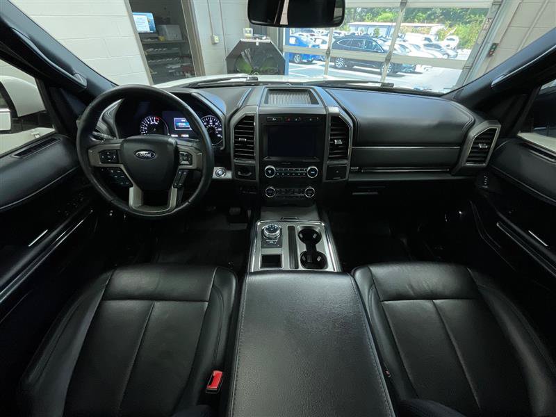 Used 2020 Ford Expedition XLT w/ Equipment Group 202A RWD image 22