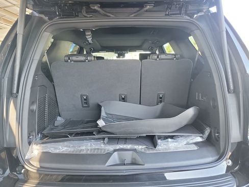 New 2026 Chevrolet Tahoe High Country AWD/4WD image 20